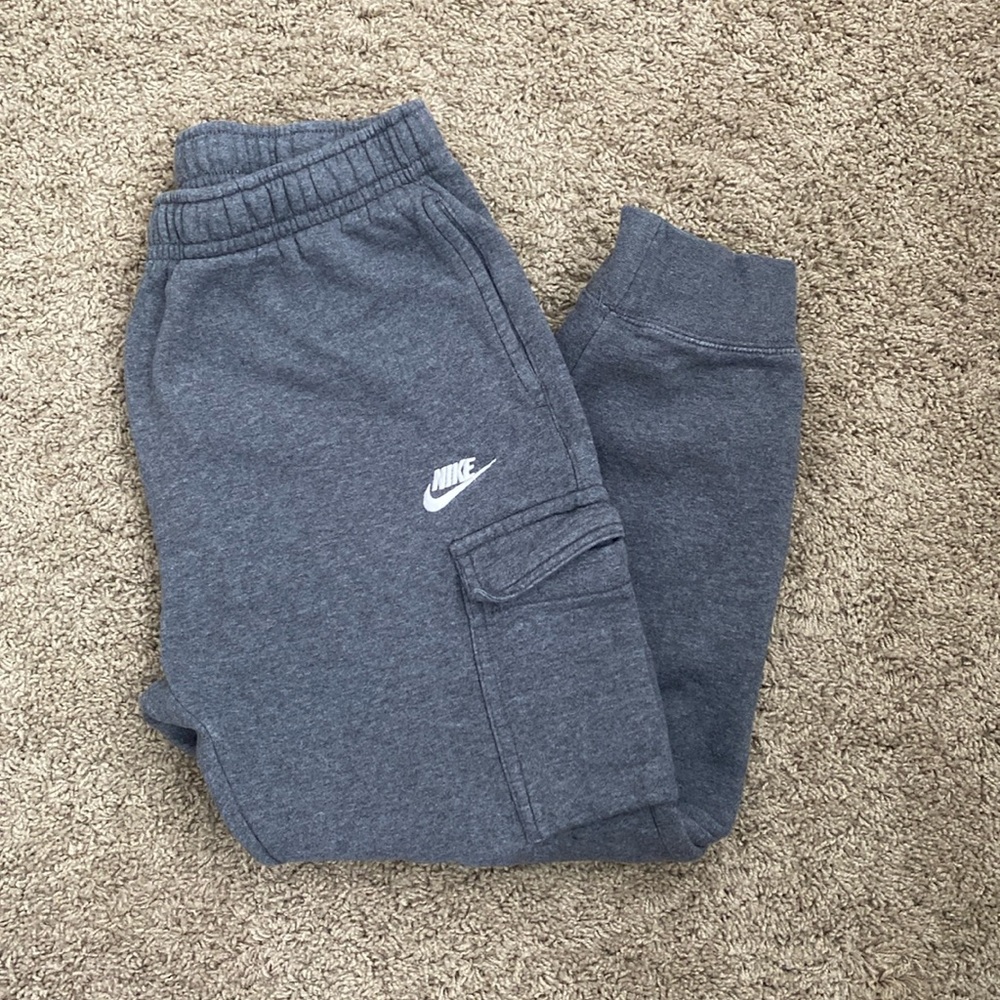 NWOT Nike Cargo Sweatpants